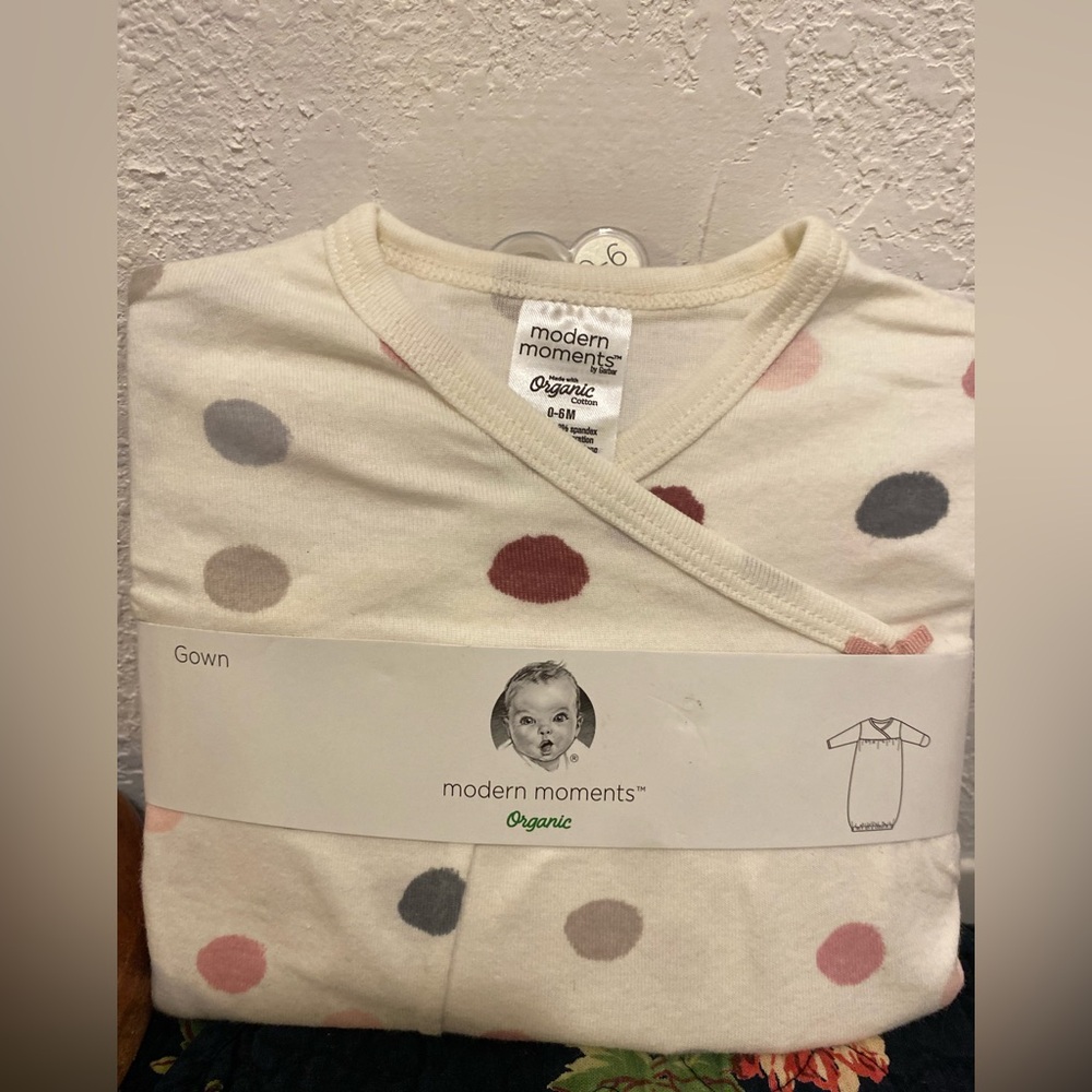 GERBER Modern Moments Girl’s “Organic Baby Gown” Size 0-6mo Pink/Gray NIP